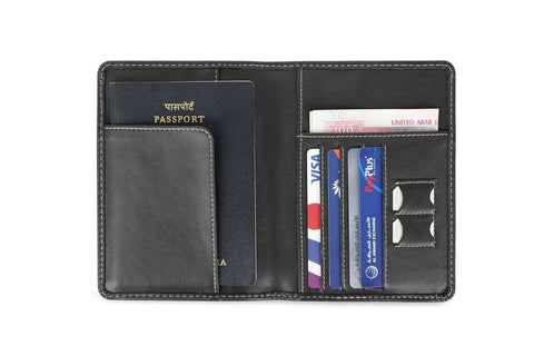 LAEN 9197 SILZ - eco-neutral® Cactus Leather Passport Wallet