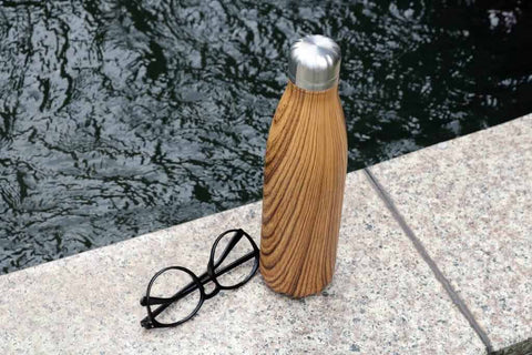 DWHL 408/9 GEYER - Hans Larsen Stainless Steel Water Bottle with Wood Print